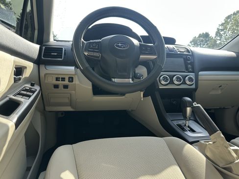 Used 2015 Subaru Impreza 2.0i Premium AWD/4WD image 17