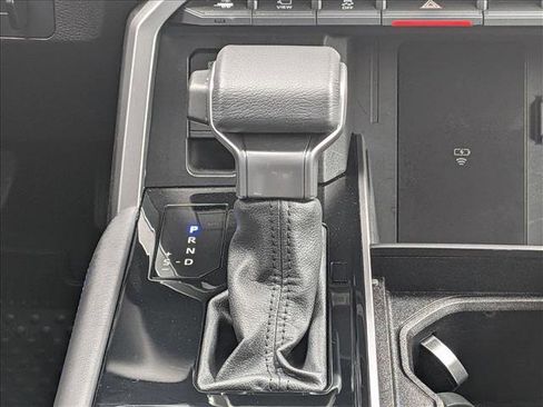 Used 2025 Toyota Sequoia Platinum image 12