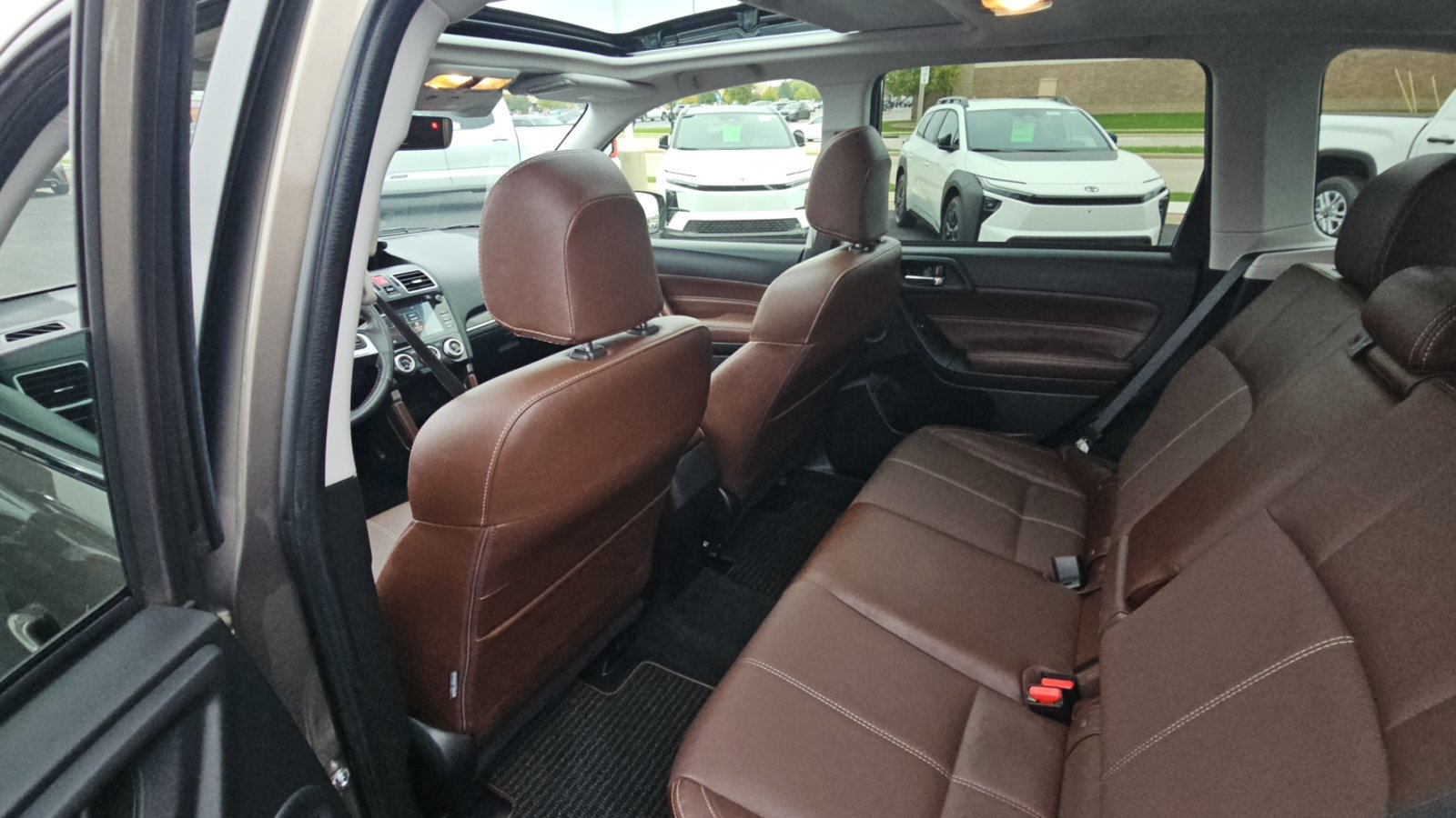Used 2018 Subaru Forester 2.5i Touring AWD/4WD image 27
