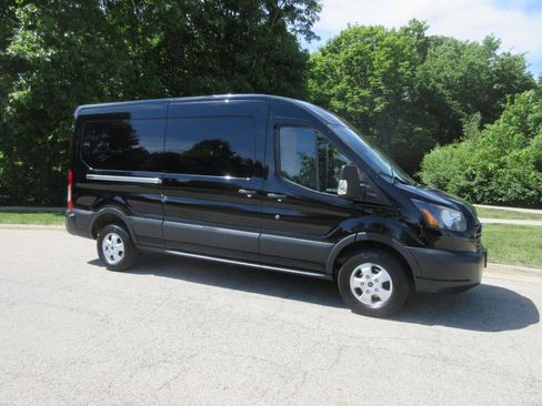 Used 2017 Ford Transit 250 148 Medium Roof RWD image 3
