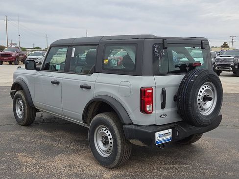 New 2026 Ford Bronco 4-Door AWD/4WD image 3