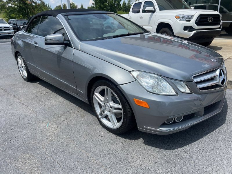 Used 2011 Mercedes-Benz E 350 Cabriolet image 1