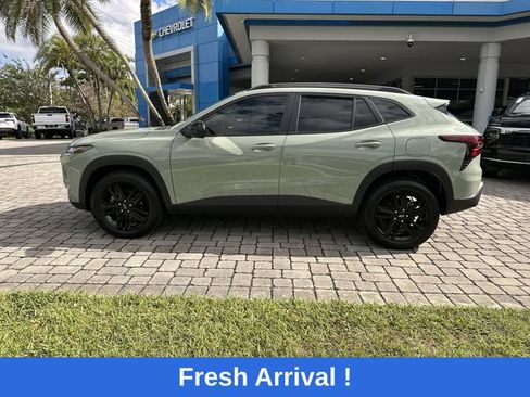 Used 2025 Chevrolet Trax ACTIV w/ Driver Confidence Package FWD image 32