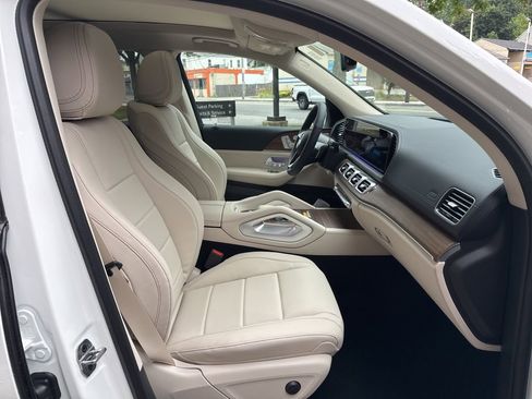 Certified 2025 Mercedes-Benz GLS 450 4MATIC image 14