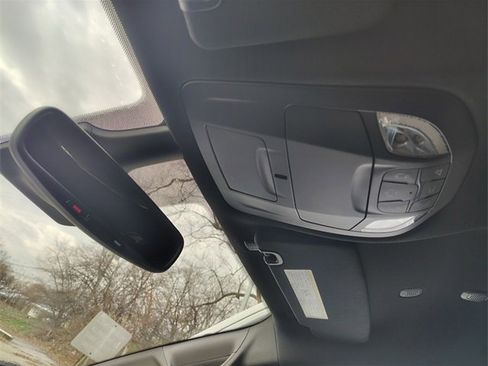 New 2026 Chrysler Pacifica Select image 29