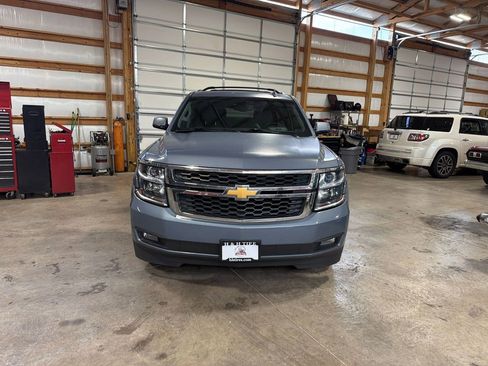 Used 2016 Chevrolet Suburban LT w/ Luxury Package AWD/4WD image 5