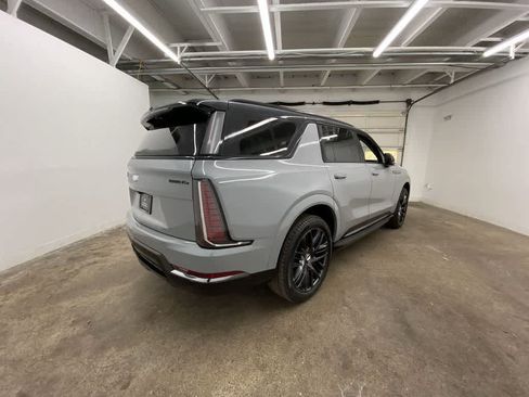 Certified 2026 Cadillac Escalade IQL Sport 1 w/ LPO, ONYX Package image 6