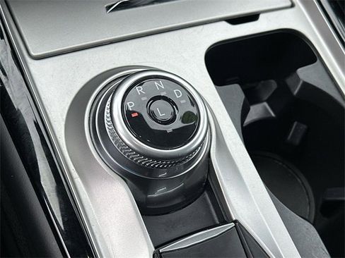 Used 2024 Ford Explorer ST-Line w/ Class IV Trailer Tow Package image 15