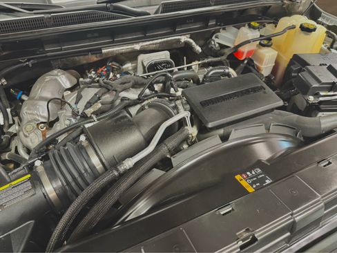 Used 2024 GMC Sierra 3500 Denali Ultimate image 12