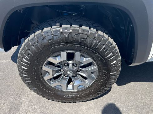 Certified 2023 Toyota Tacoma TRD Off-Road AWD/4WD image 6