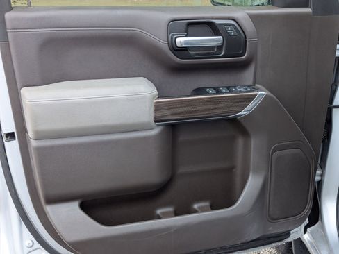 Used 2019 Chevrolet Silverado 1500 RST w/ All-Star Edition image 11