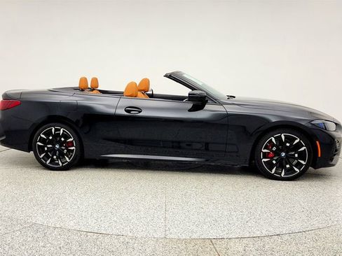 Used 2025 BMW 430i xDrive Convertible w/ M Sport Package image 4