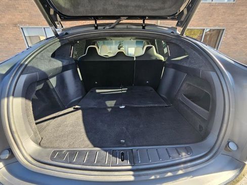 Used 2023 Tesla Model X image 71