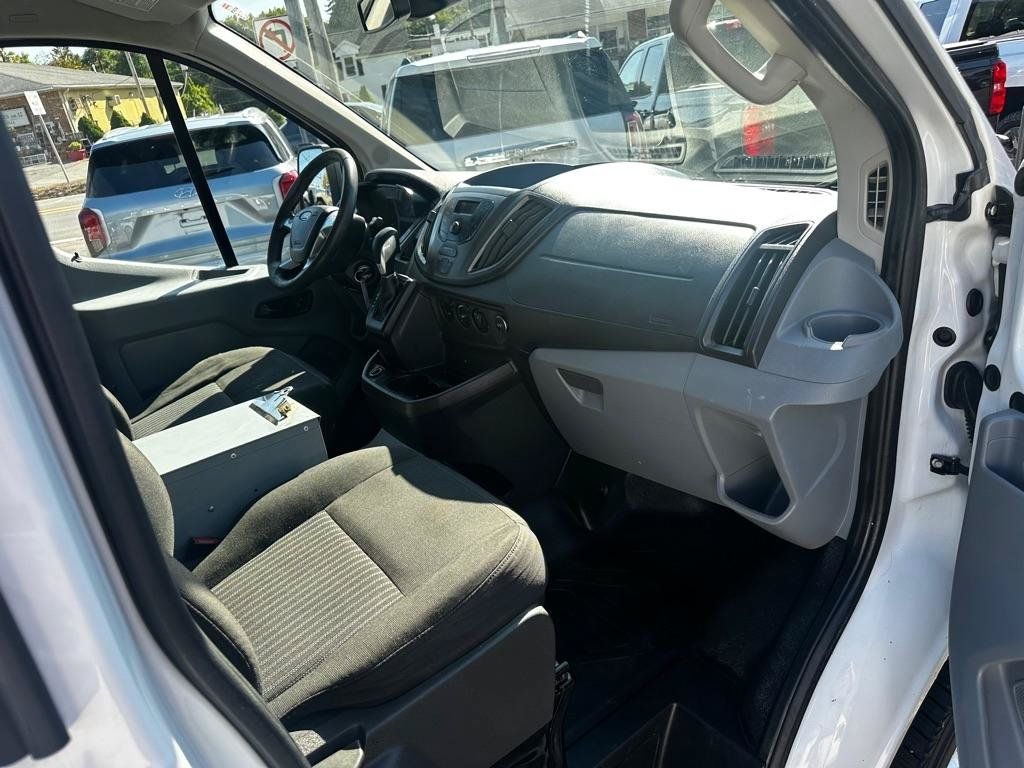 Used 2017 Ford Transit 250 130 Low Roof w/ Exterior Upgrade Package RWD image 13