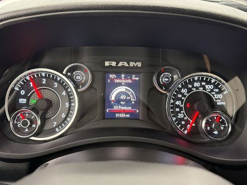 Used 2024 RAM 2500 Big Horn w/ Night Edition AWD/4WD image 15