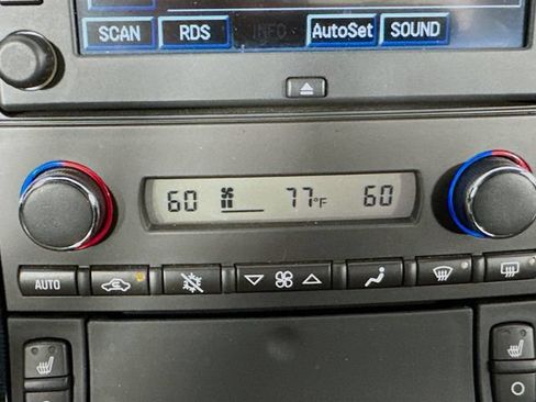 Used 2013 Chevrolet Corvette 427 w/ 1SB Preferred Equipment Group RWD image 17