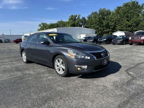 Used 2013 Nissan Altima 2.5 SV w/ 2.5SV Convenience Pkg FWD image 11