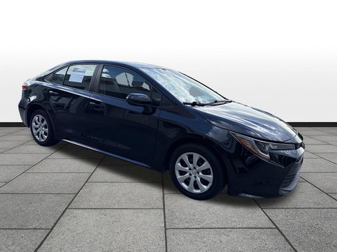 Used 2024 Toyota Corolla LE FWD image 7