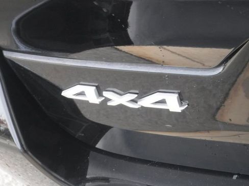 Certified 2025 Jeep Grand Cherokee Summit image 12