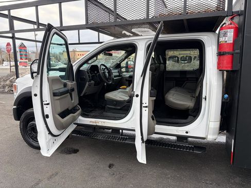 Used 2020 Ford F550 4x4 Crew Cab Super Duty image 20