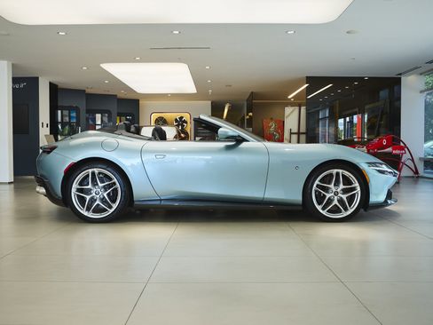 Used 2024 Ferrari Roma Spider RWD image 54