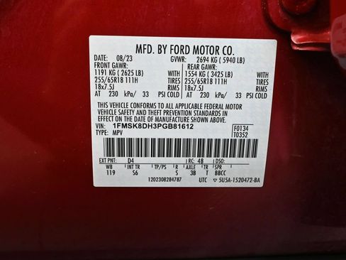 Used 2023 Ford Explorer XLT w/ Equipment Group 202A AWD/4WD image 53