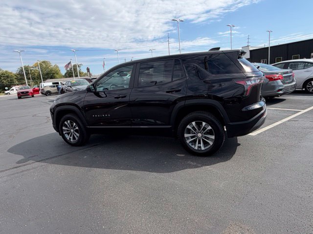 Used 2026 Chevrolet Equinox LT AWD/4WD image 13