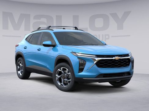 New 2026 Chevrolet Trax LT image 1