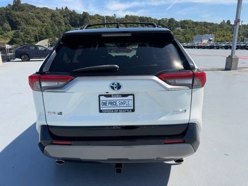 Certified 2019 Toyota RAV4 XSE AWD/4WD image 5