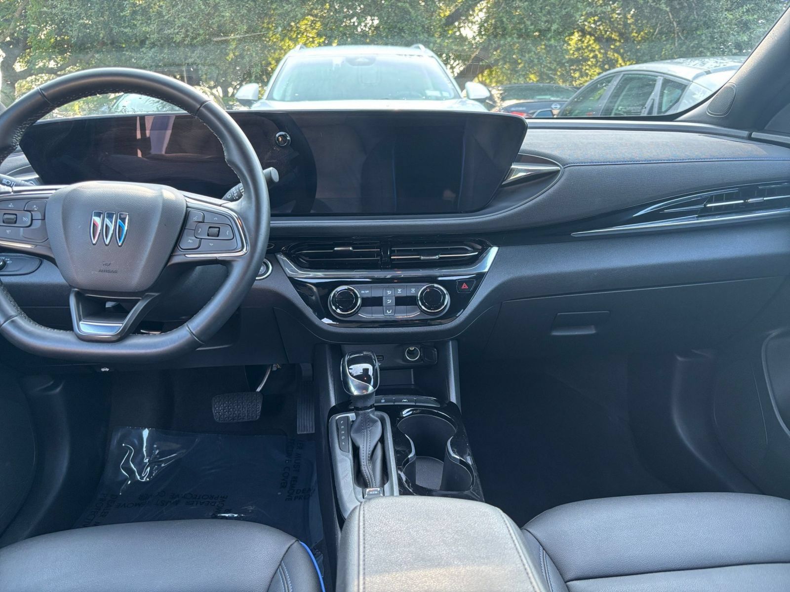 Used 2025 Buick Envista Sport Touring FWD image 16