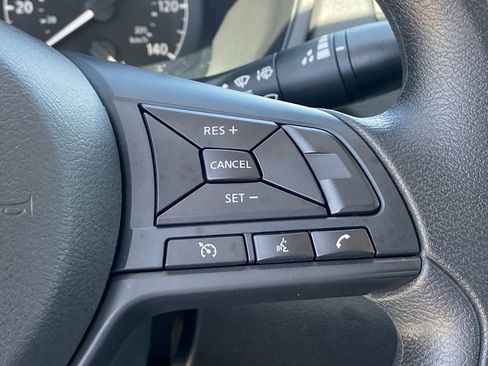 Used 2025 Nissan Altima 2.5 S FWD image 27