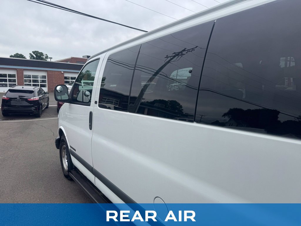 Used 2000 Chevrolet Express 3500 Extended Passenger w/ LS Preferred Equipment Group RWD image 14