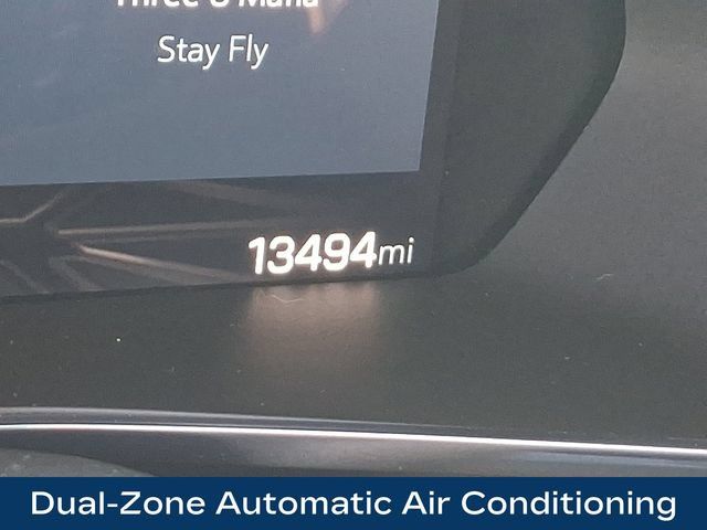 Used 2024 GMC Canyon AT4 AWD/4WD image 6