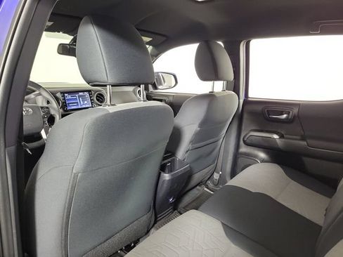 Used 2023 Toyota Tacoma TRD Sport AWD/4WD image 11
