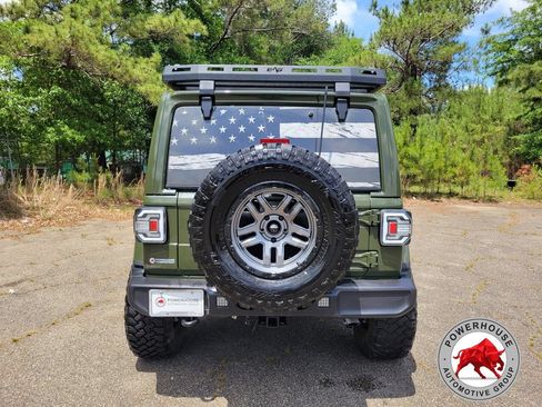 Used 2022 Jeep Wrangler Unlimited Sahara AWD/4WD image 5