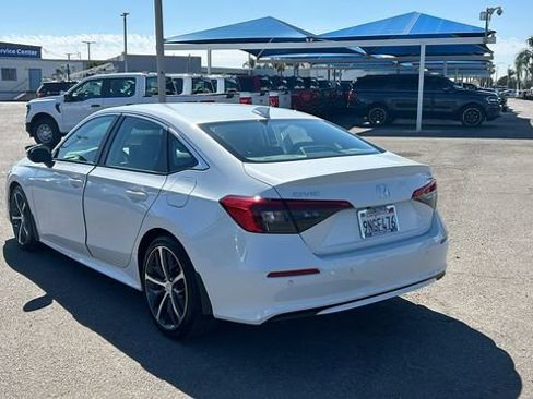 Used 2024 Honda Civic Touring image 5