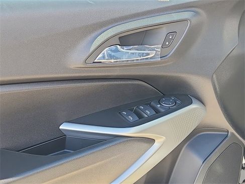 New 2026 Chevrolet Trax LS image 17