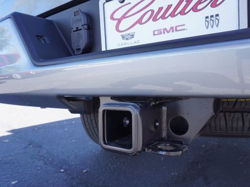 New 2026 GMC Sierra 1500 Elevation image 7