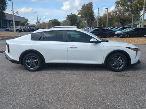 New 2026 Kia K4 FWD image 3