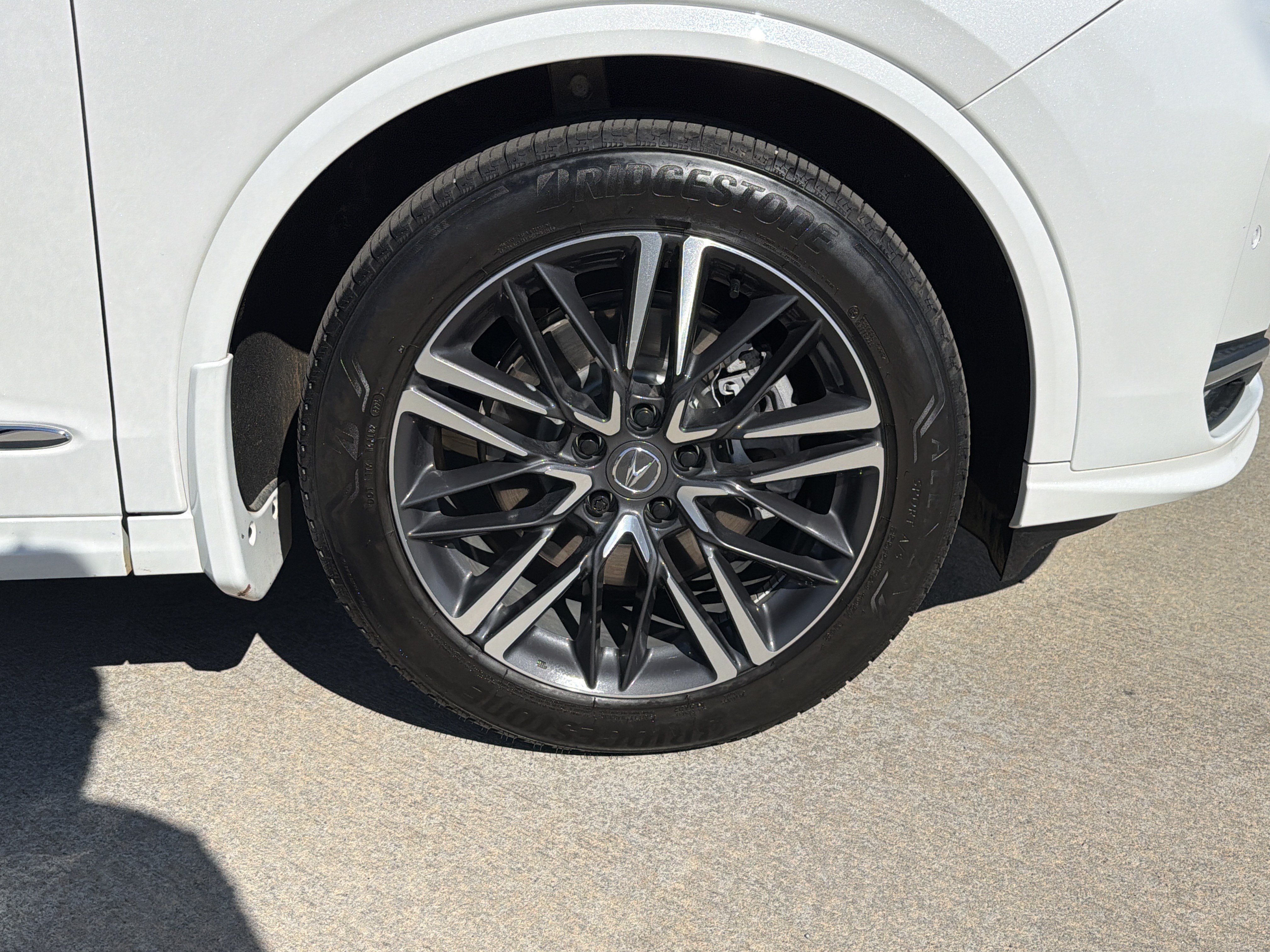 Certified 2026 Acura MDX w/ Advance Package AWD/4WD image 13