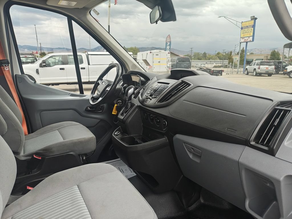 Used 2018 Ford Transit 250 148 Medium Roof RWD image 10