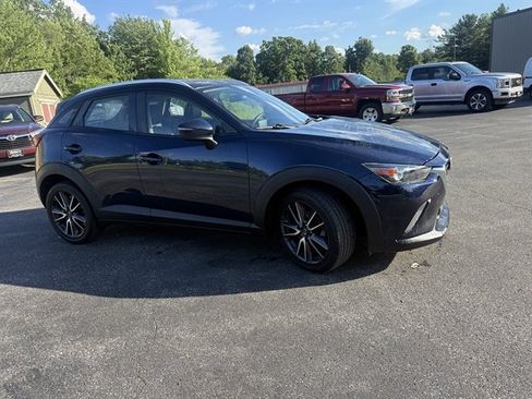 Used 2018 MAZDA CX-3 Touring w/ Preferred Equipment Package AWD/4WD image 4
