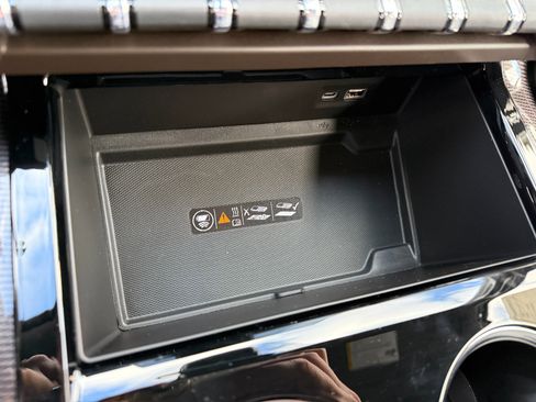 New 2026 GMC Yukon Elevation image 36