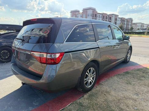 Used 2013 Honda Odyssey EX image 6