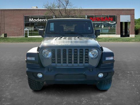 Used 2023 Jeep Wrangler Sport S image 6