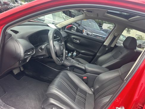 Certified 2024 Honda HR-V EX-L image 13