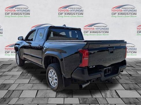 Certified 2024 Toyota Tacoma SR AWD/4WD image 6