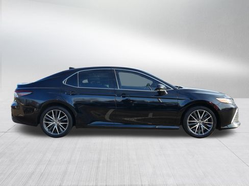 Used 2023 Toyota Camry XLE image 8