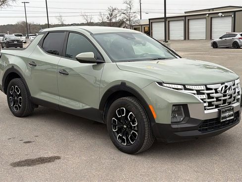 Used 2024 Hyundai Santa Cruz SE image 10