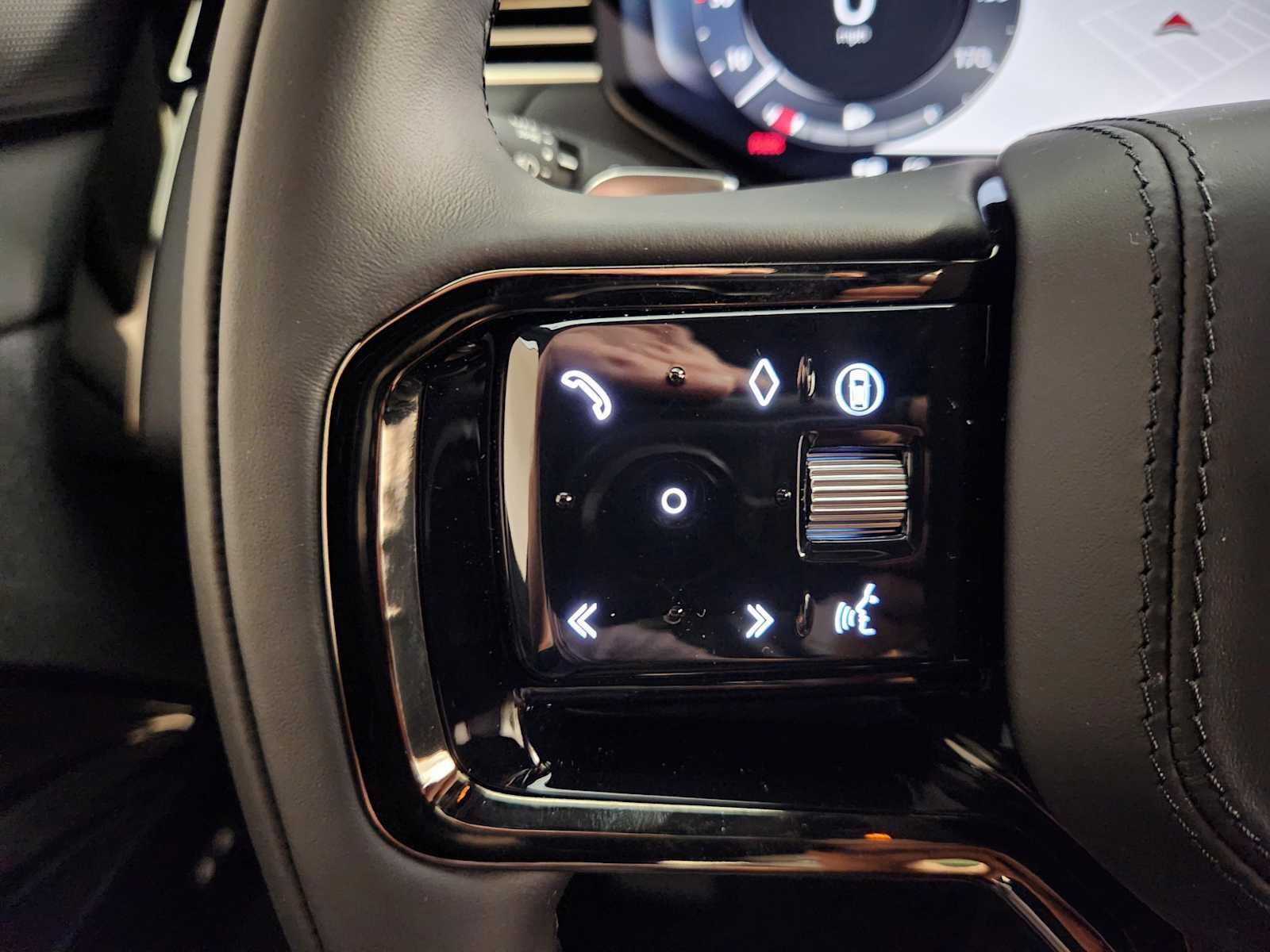 New 2027 Land Rover Range Rover Sport Dynamic SE AWD/4WD image 27
